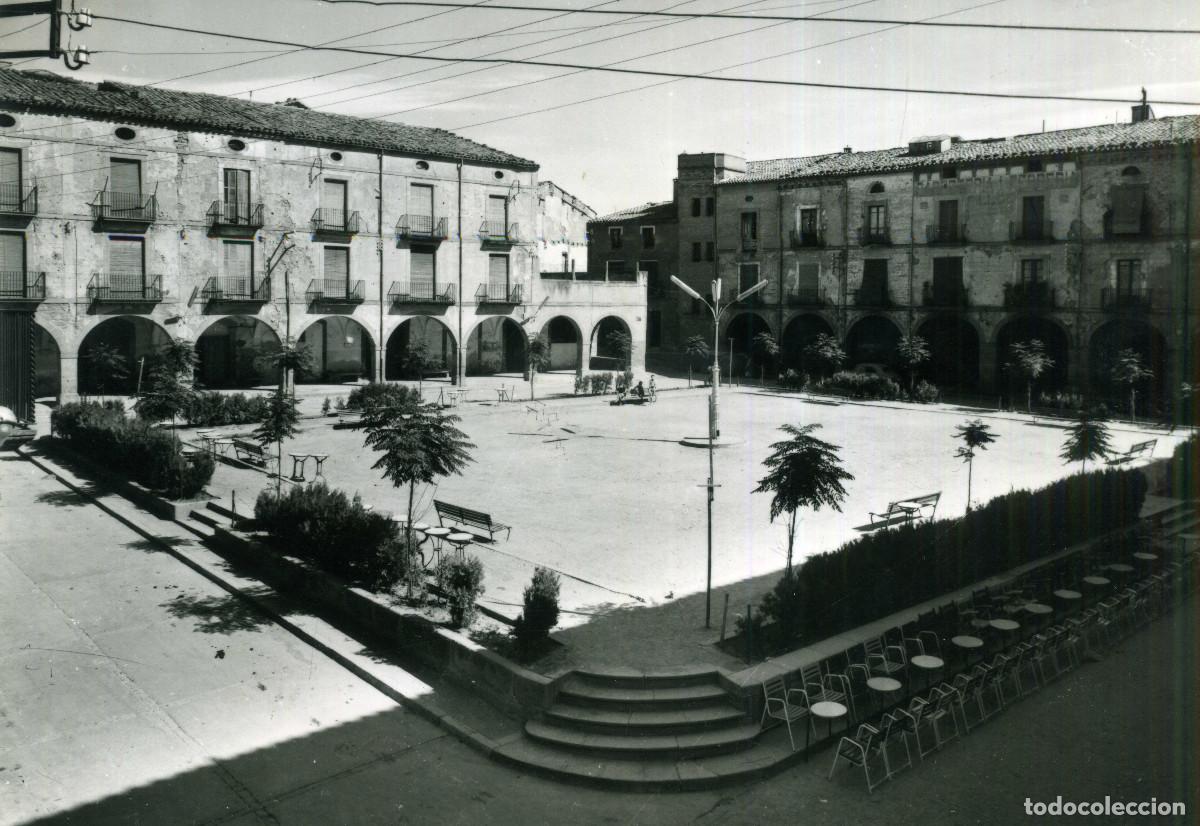 Postales: AGRAMUNT - PLA&Ccedil;A DEL GENERALISSIM (MERCADAL) - Foto 1