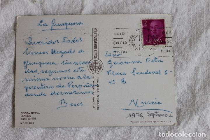 Postales: POSTAL COSTA BRAVA LLANSA PLAYA 1976 - Foto 2