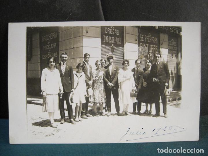 Cartes Postales: TIENDA DROGAS PINCELES ESPONJAS-LUGAR SIN IDENTIFICAR-FOTOGRAFICA-POSTAL ANTIGUA-(103.209)