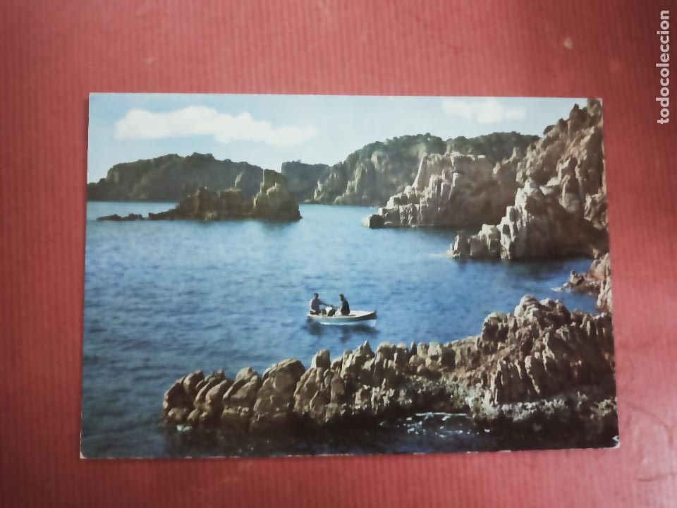 Postales: POSTAL COSTA BRAVA. DETALLE DE LA COSTA ENTRE TAMARIU Y AIGUA BLAVA. SERIE II NUM. 2066. CYP.