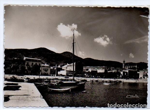 Postales: POSTAL FOTOGRAFIC, COSTA BRAVA - 150, PORT BOU, EMBARCADERO Y VISTA PARCIAL. ED. MELI. SIN CIRCULAR.