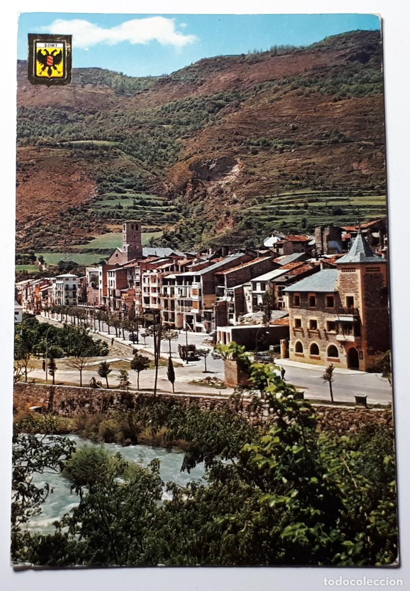 Postales: PIRINEU CATALA.- N&ordm; 963. EL PALLARS. VISTA DEL POBLE DE SORT. ESCUDO DE ORO. CIRCULADA