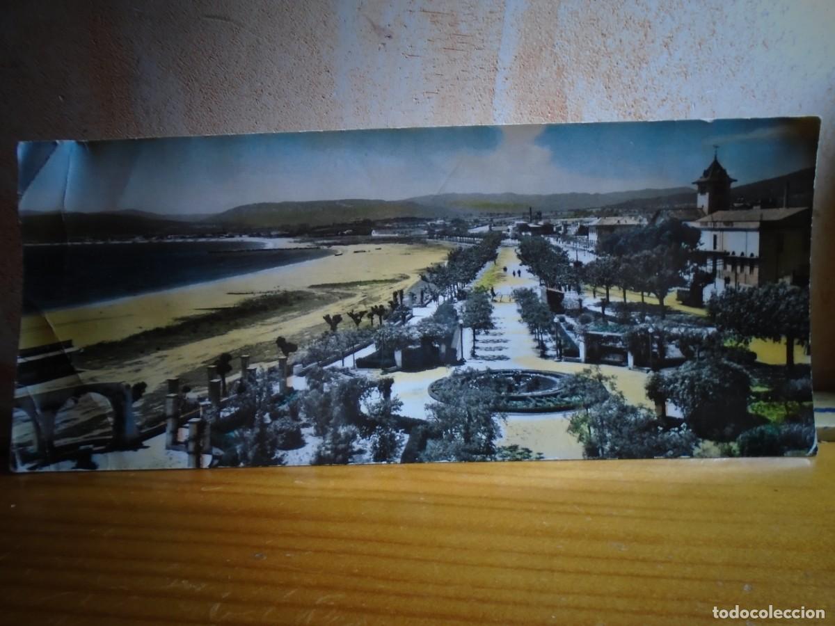 Postales: PALAMOS(GERONA)POSTAL ESCRITA 1957.EDIC.FISA N&ordm;5011,PASEO Y PLAYA.POSTAL DOBLE(PANORAMICA)