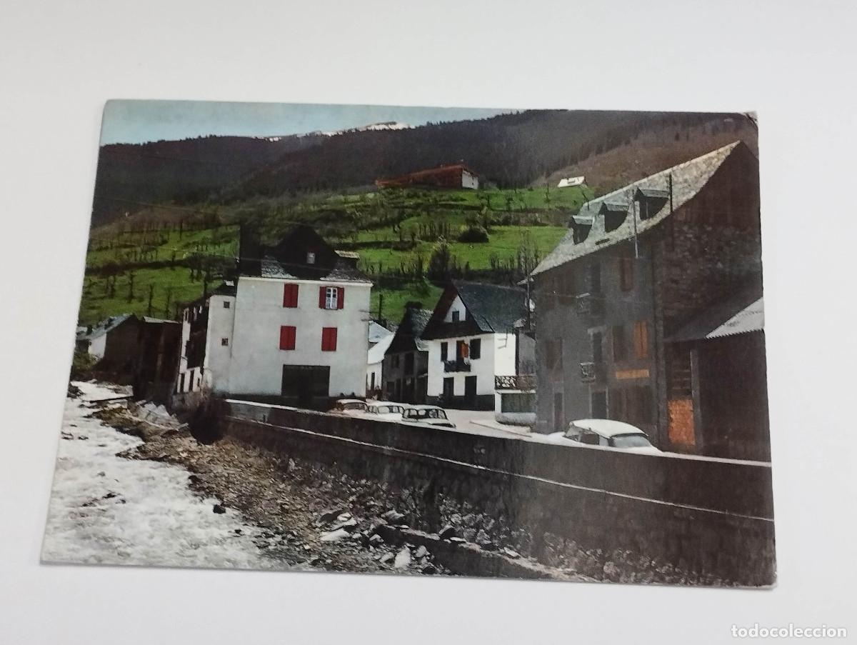 Postales: VALL D'ARAN - POSTAL VIELLA - RIO NEGRO Y VISTA PARCIAL - AL FONDO PARADOR DE TURISMO