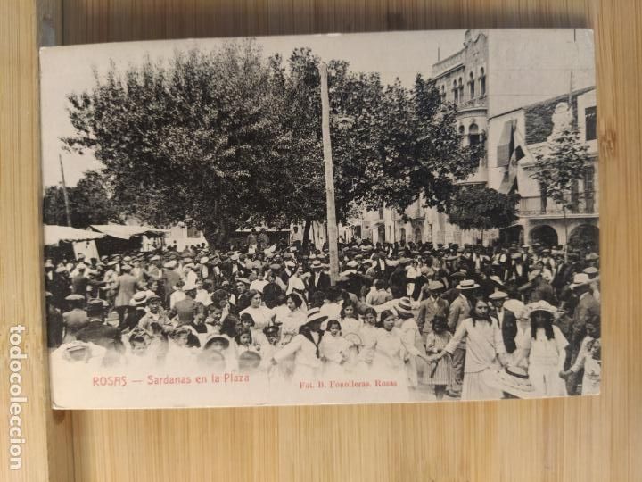 Postales: ROSAS-SARDANAS EN LA PLAZA-FOTO B. FONOLLERAS-POSTAL ANTIGUA-(104.591)