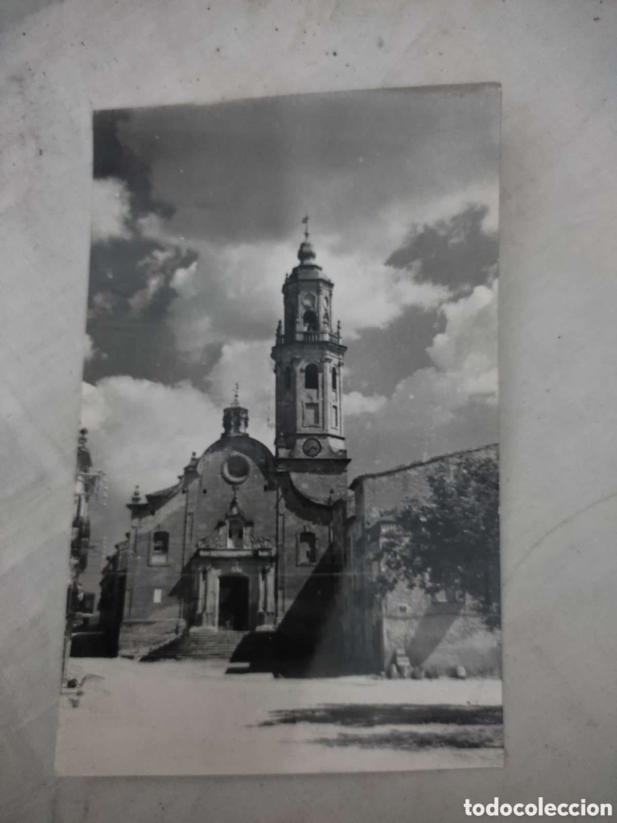 Postales: Fotograf&iacute;a tipo postal granadella fachada de la iglesia parroquial y torre del campanario