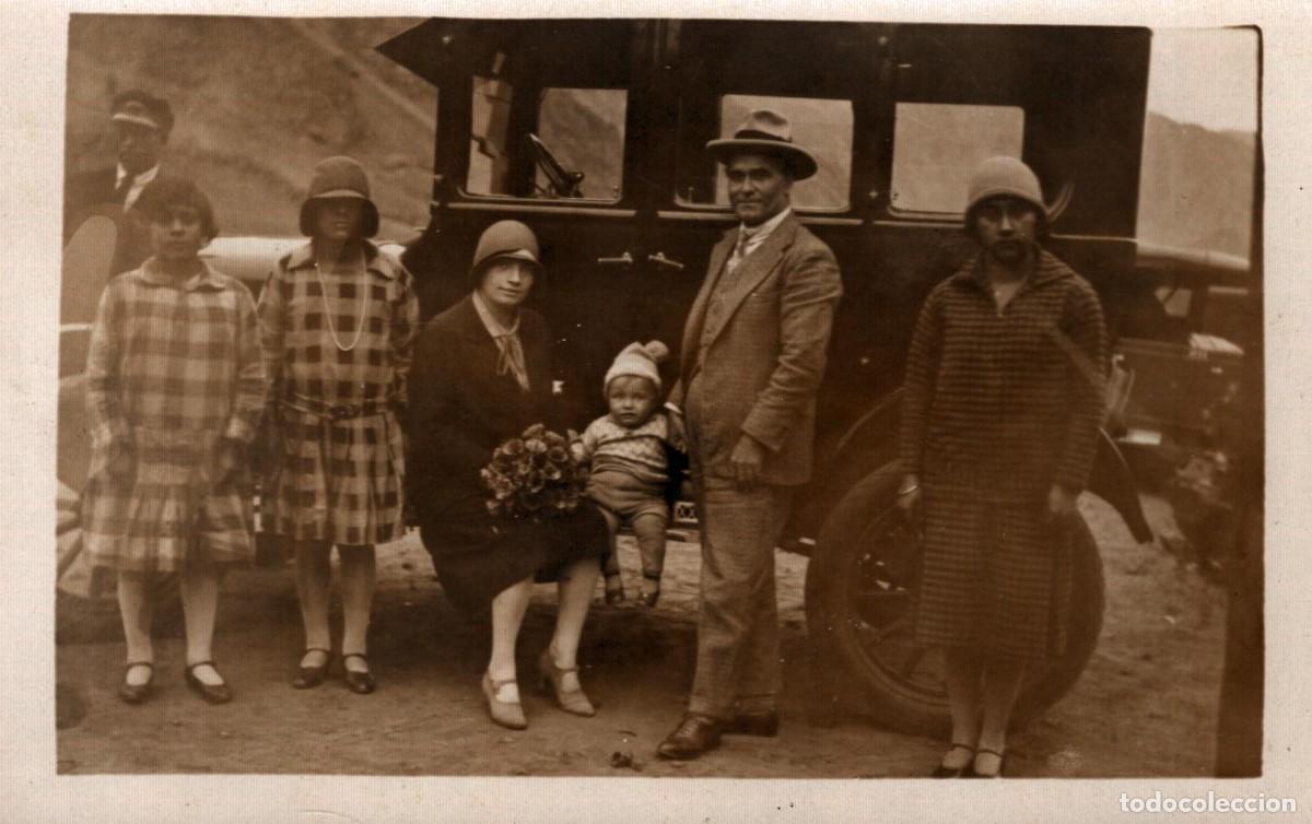 Postales: postal fotogr&aacute;fica familia con coche a&ntilde;os 30 sin circular