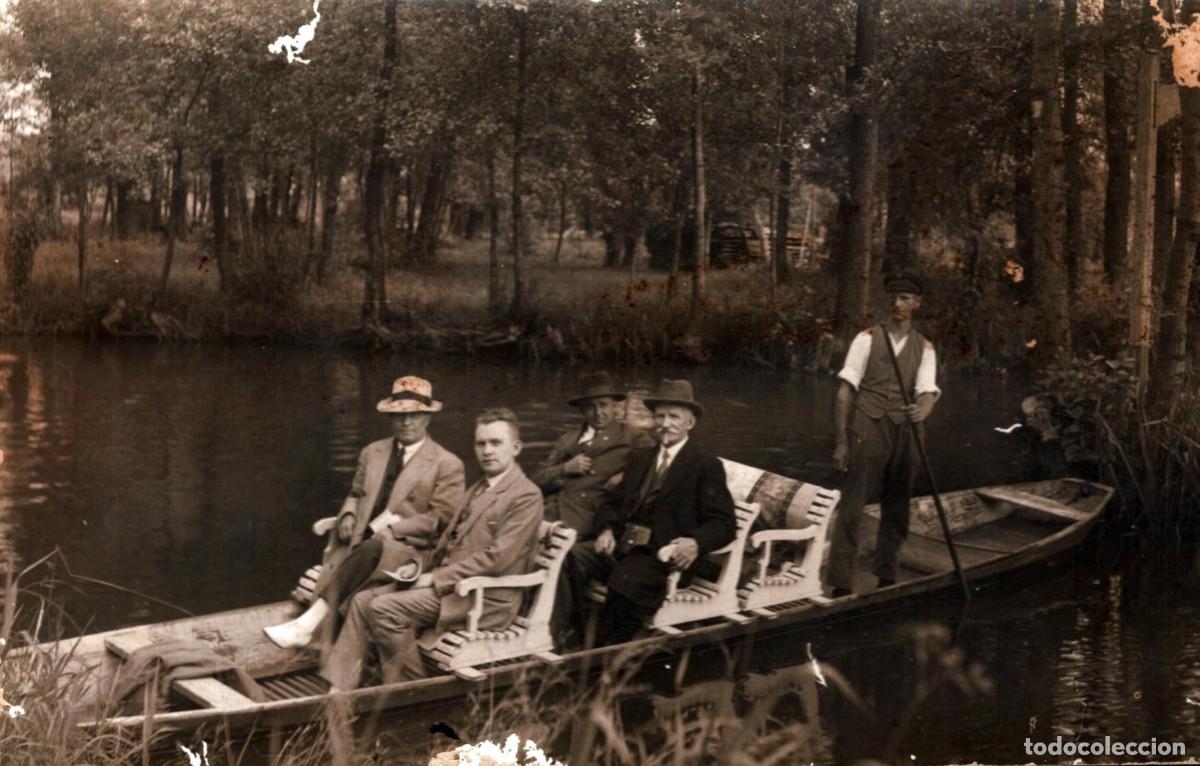 Postales: postal fotogr&aacute;fica paseando con barca sin circular