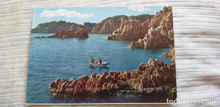 Postales: GERONA-RV-150x105mm-N&ordm;2066-SERIE II-DLB.3734-V-DETALLE DE LA COSTA ENTRE TAMARIU Y AIGUA BRAVA