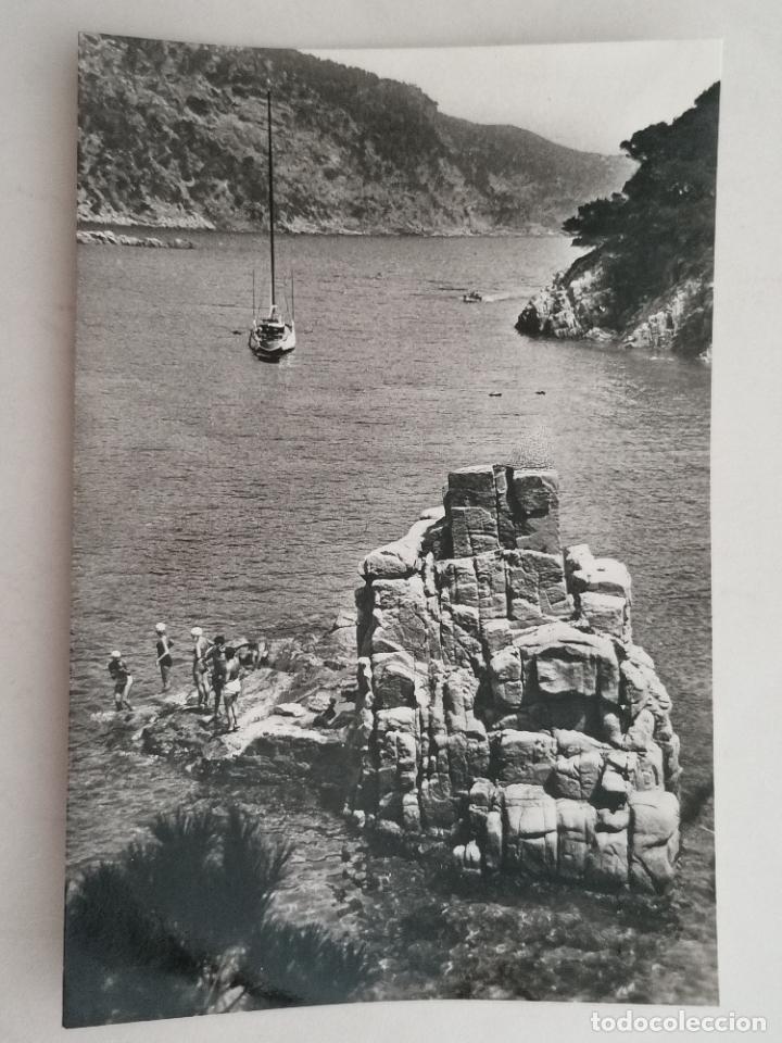Postales: POSTAL COSTA BRAVA-AIGUABLAVA - DETALLE DE LA COSTA, A&Ntilde;OS 60