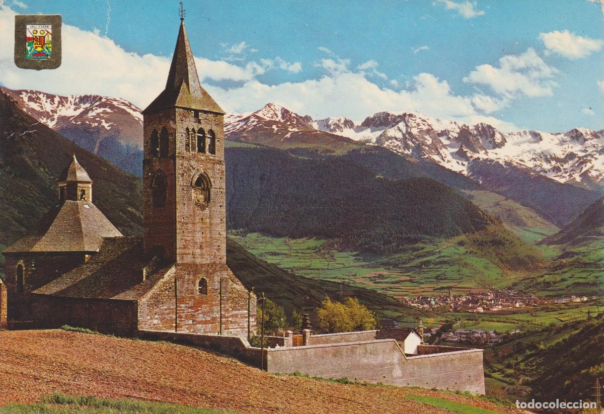 Postales: (171) VALLE DE ARAN. IGLESIA DE VILAC Y AL FONDO VIELLA ... SIN CIRCULAR
