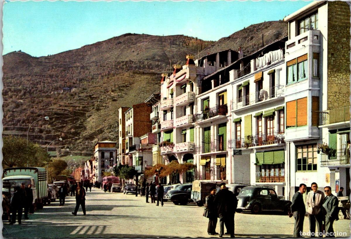 Postales: El Pallars - Sort - Centro de la Villa - Garc&iacute;a Garrabella 5111 - Coloreada - 150x102mm