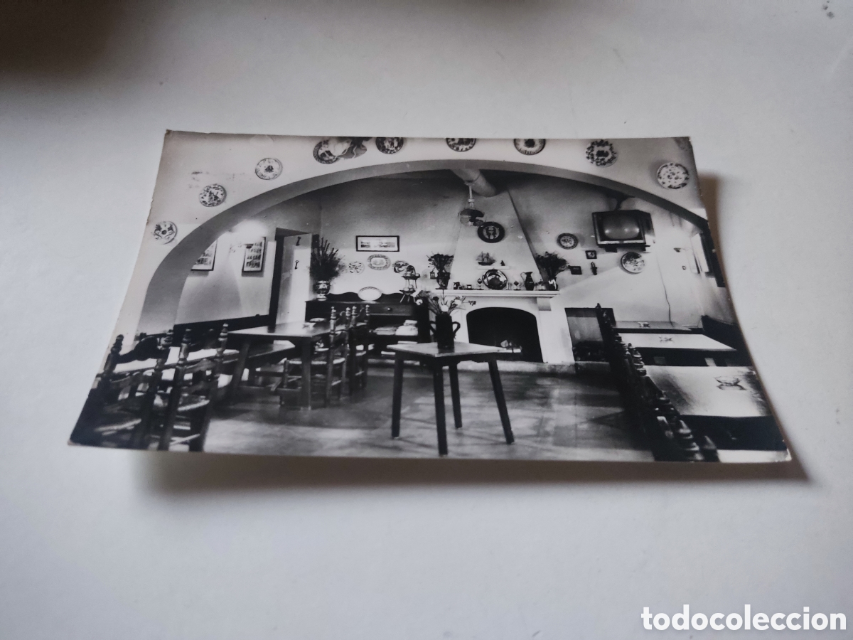 Postales: Postal Hostal de la plaza,Cabrils - Foto 1