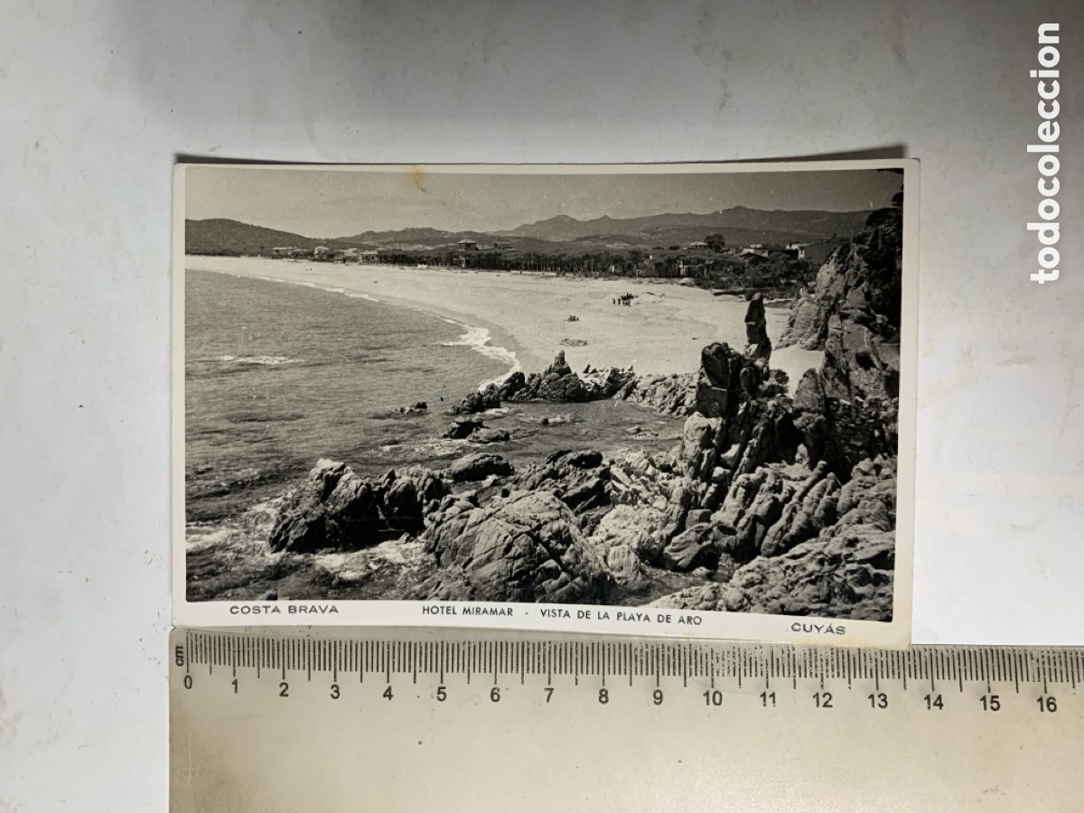 Postales: POSTAL. COSTA BRAVA. HOTEL MIRAMAR. VISTA PLAYA DE ARO. CUYAS. FECHADA, 6 AGOSTO 1951.