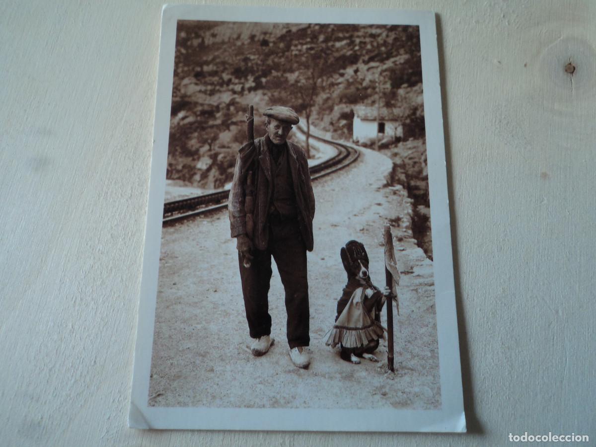 Cartes Postales: 25 pas a nivel del cremallera de montserrat, guardabarreres i el seu gos, arxiu zerkowitz