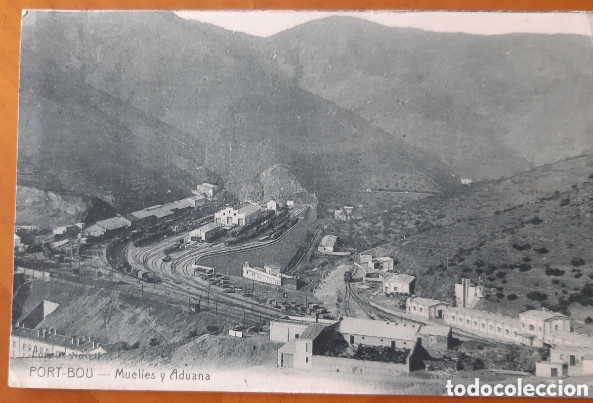 Postcards: Postal Port Bou Gerona. Muelles y Aduana. Escrita y circulada. R3083