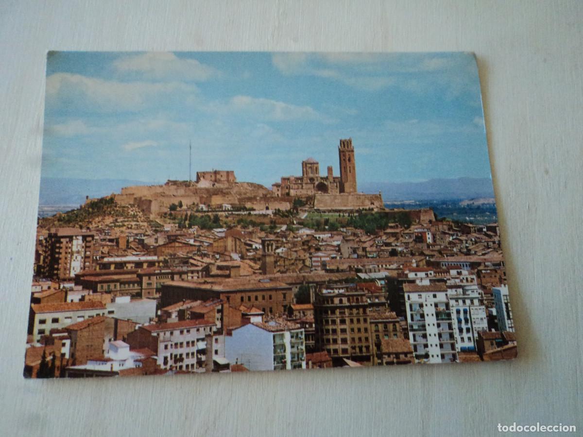 Postales: lerida, vista general, al fondo seu antigua y castillo de la zuda, ed. cyp, circulada 1975