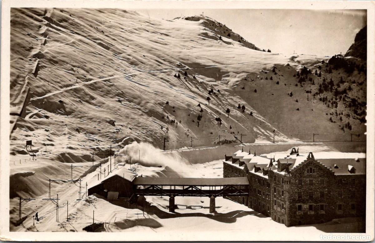 Postales: Nuria - M&aacute;quina lanza-nieves en acci&oacute;n - Zerkowitz - 140x89mm