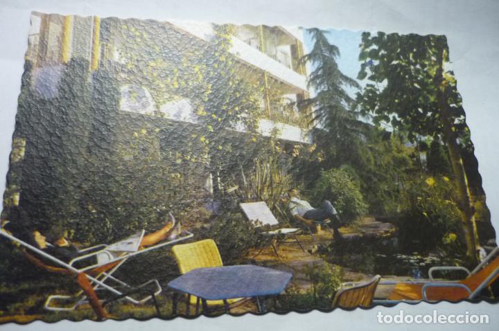Postales: postal lloret de mar.-hostal pitins -jardin cm