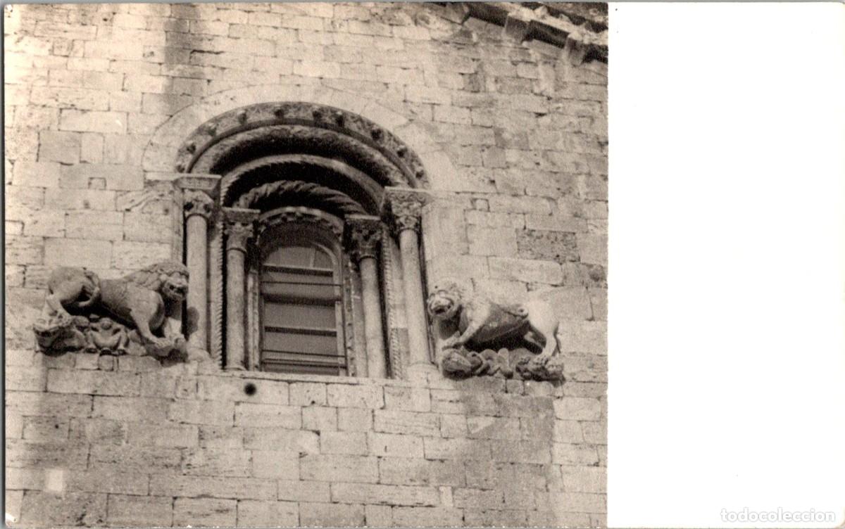 Postkarten: Monestir de Sant Pere de Besal&uacute; - Finestral de la Fa&ccedil;ana - Fotogr&aacute;fica sin datos - 139x88mm