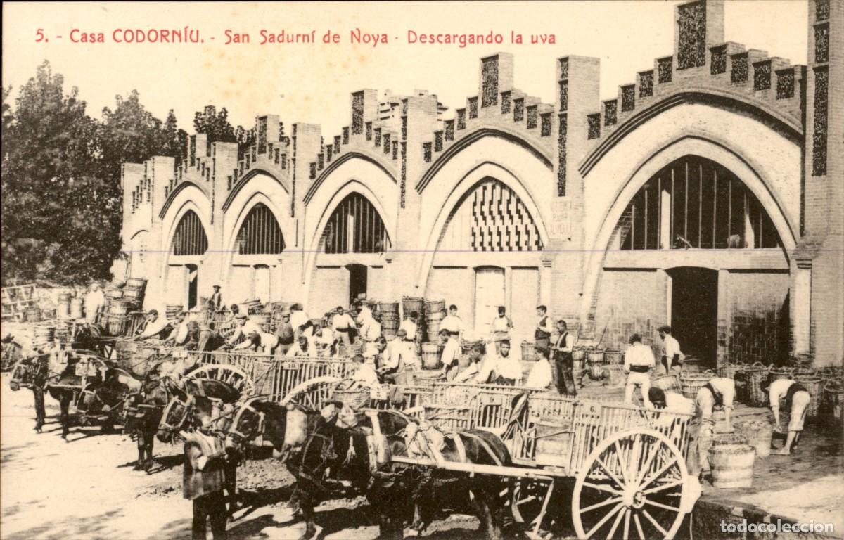 Postales: 5.- Casa Codorniu - San Sadurn&iacute; de Noya - Descargando la uva