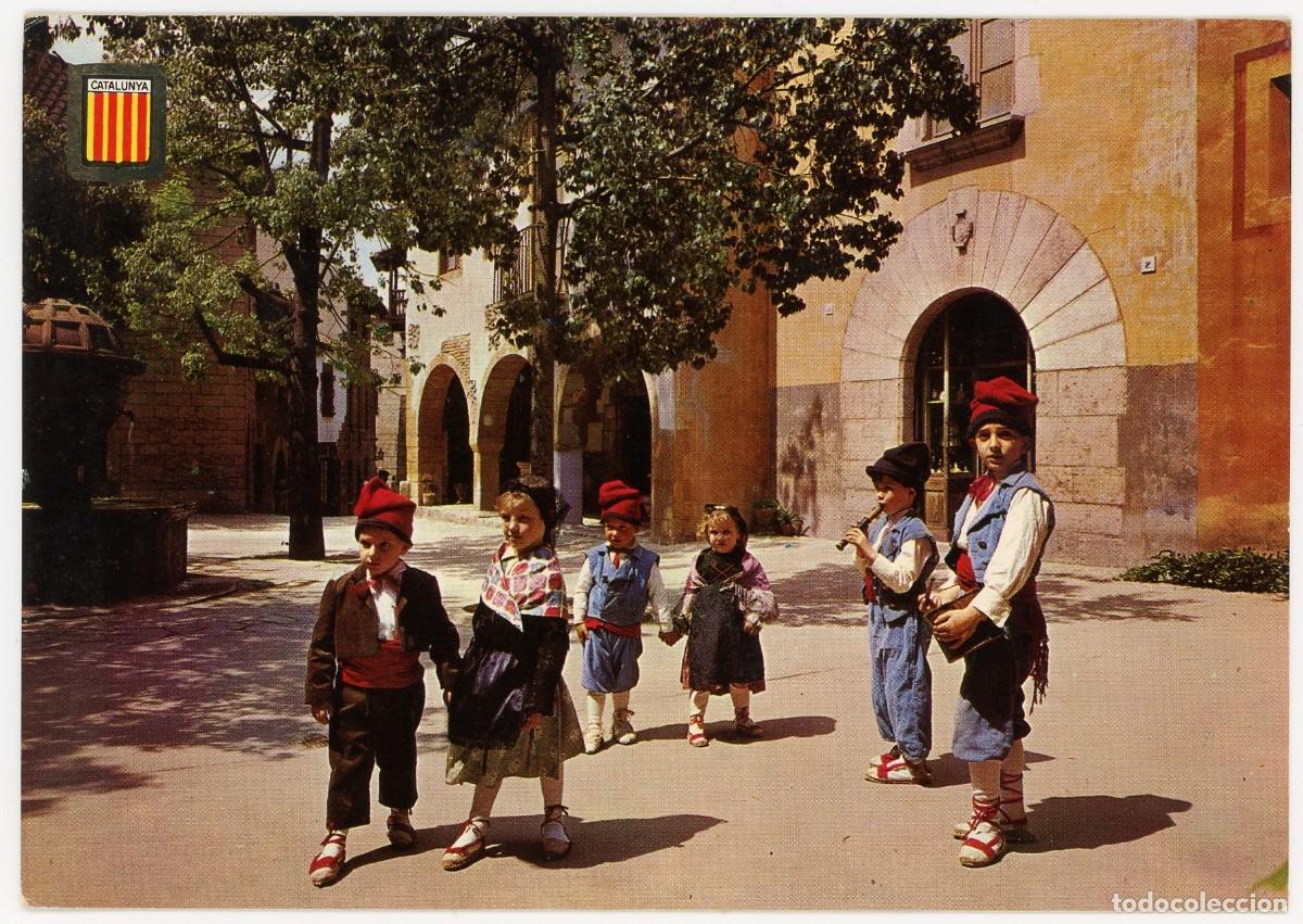 Cartes Postales: m09953 prades a la pla&ccedil;a fent sardanes 1964 escudo de oro n&ordm;1334 sc