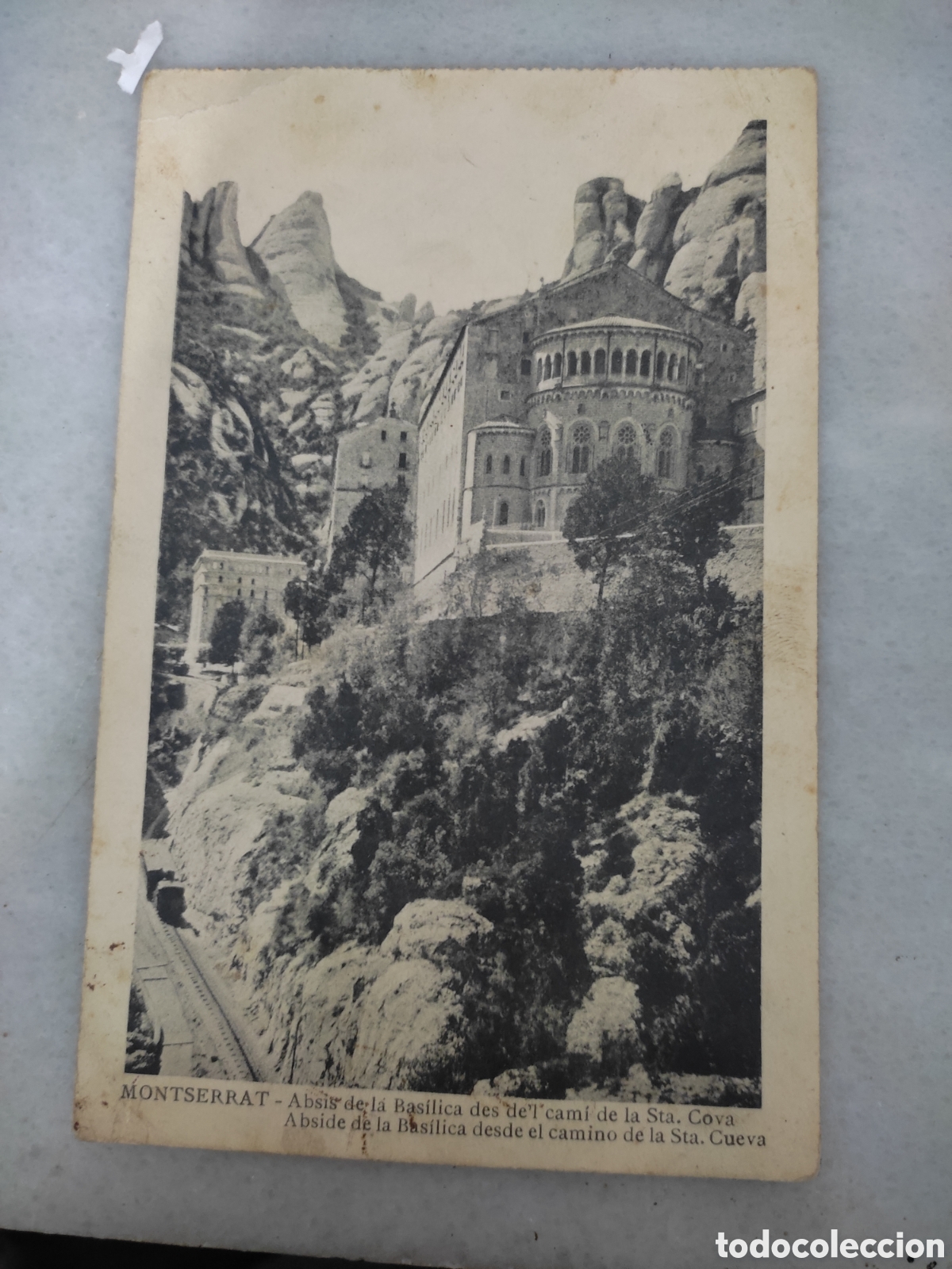 Postales: Buenas postal de Montserrat absid de la bas&iacute;lica des de'l Cam&iacute; de la santa cova