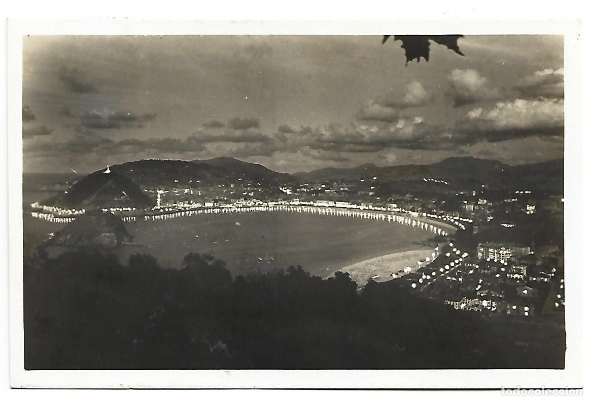 Postales: VISTA GENERAL DESDE IGUELDO DE NOCHE.- SAN SEBASTIAN / PAIS VASCO