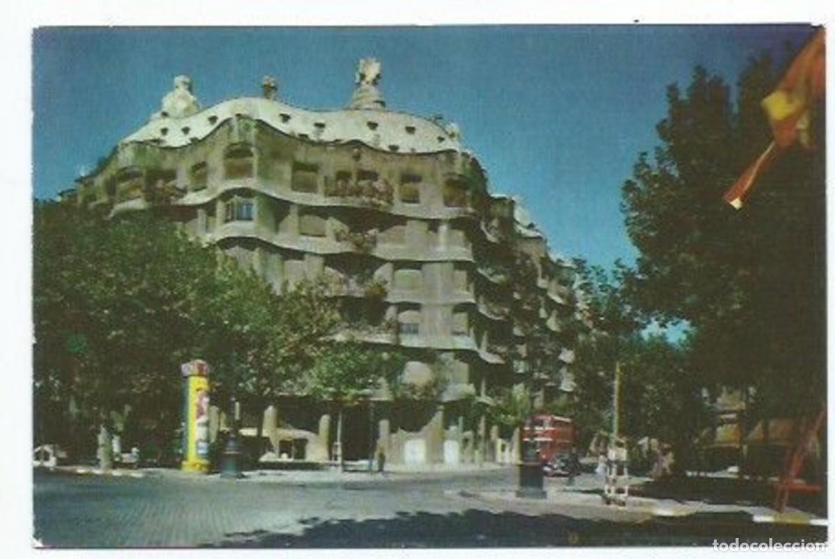 Postales: EDIFICIO &rdquo; LA PEDRERA &rdquo; / &rdquo; LA PEDRERA &rdquo; BUILDING.- BARCELONA - Foto 1