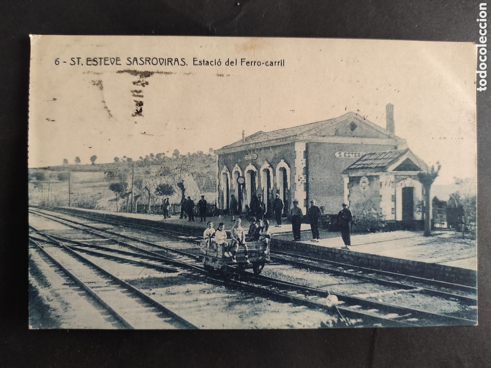 Postales: TARJETA POSTAL DE ST. ESTEVE SASROVIRAS - ESTACION DEL FERROCARRIL.CIRCULADA 1948