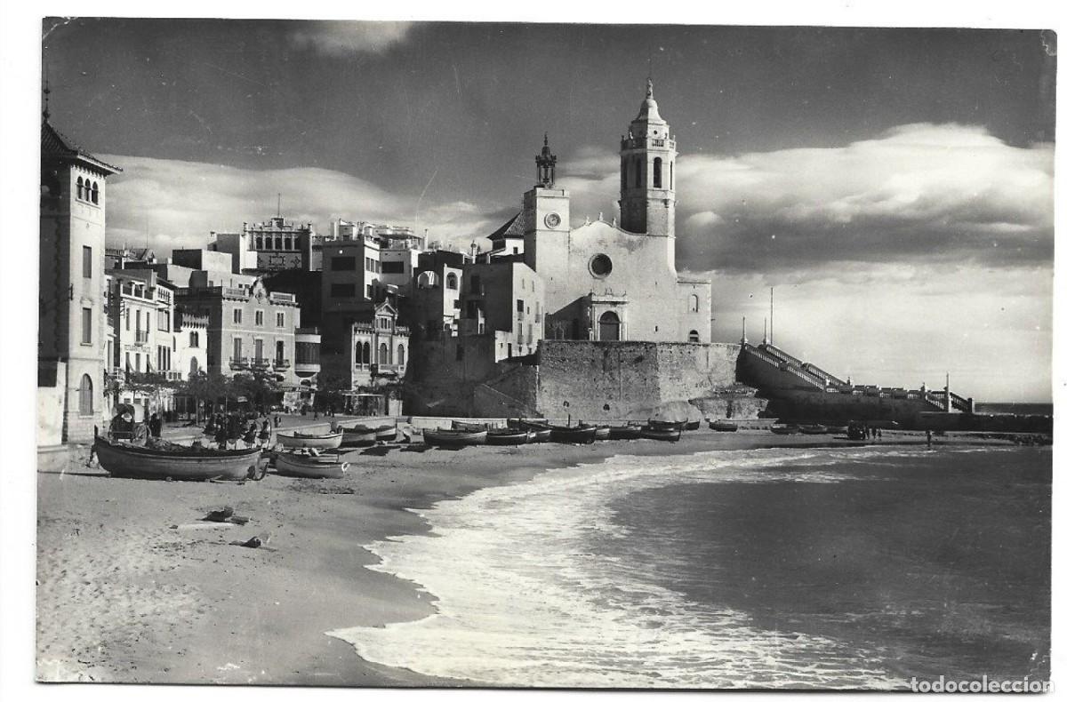 Postales: IGLESIA Y PUNTA.- SITGES / BARCELONA - Foto 1