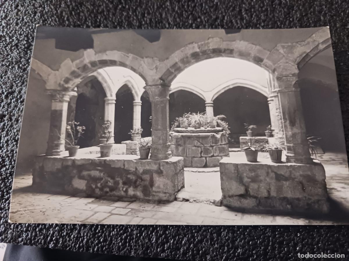 Postais: 30 monasterio de santes creus, patio del palacio del abad, ed. raymond, 14 x 9 cm.