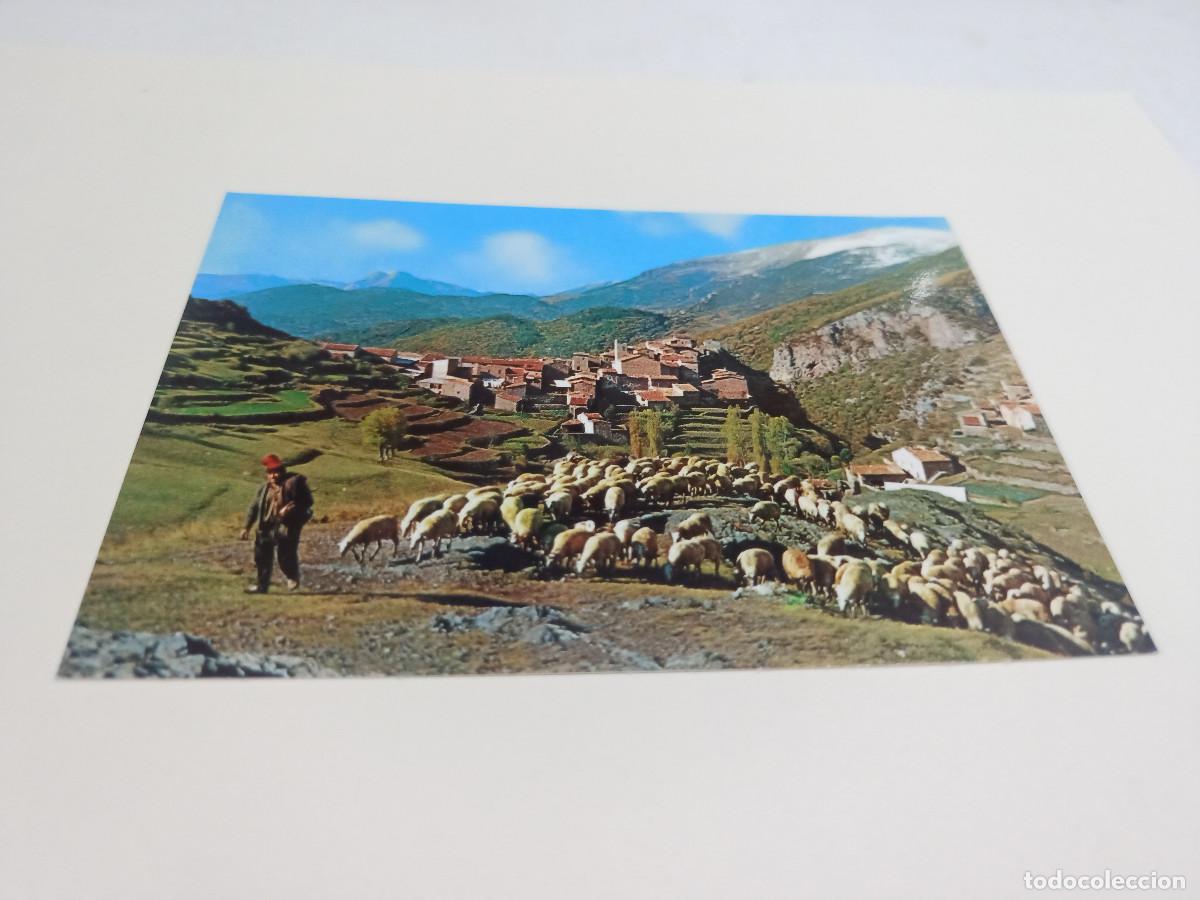 Postales: BERGUED&Agrave; - POSTAL CASTELLAR DE N'HUG - VISTA GENERAL Y SUS CONTORNOS