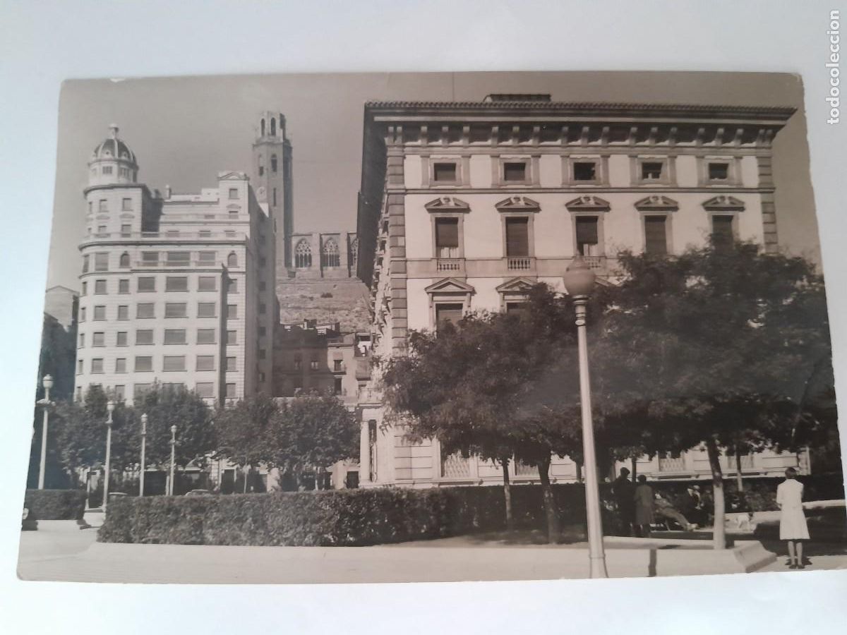 Postales: ANTIGUA TARJETA POSTAL LERIDA PLAZA GOBIERNO CIVIL JARDINES RV 2687