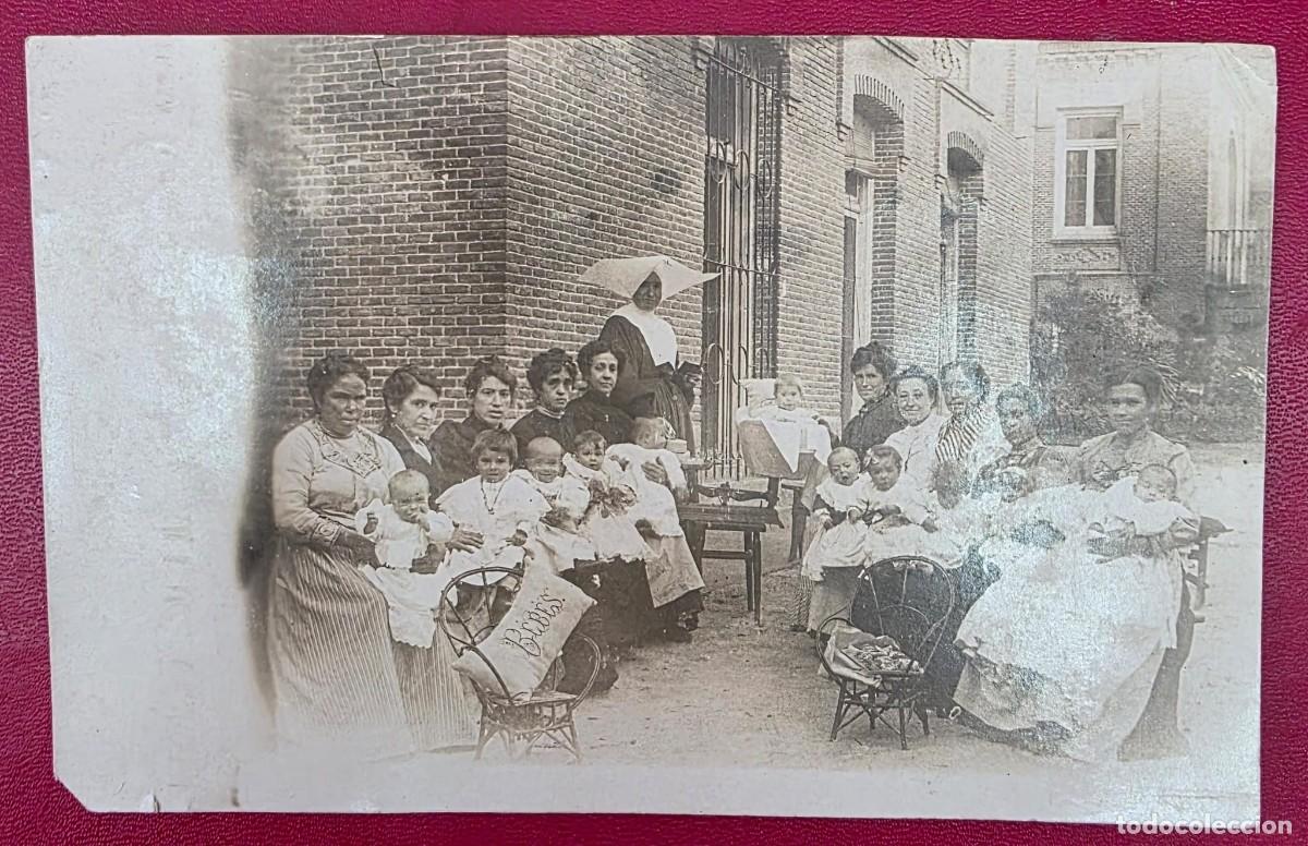 Postais: P.92 &ldquo;Asilo o Casa Cuna &ndash; Hermanas de la Caridad con beb&eacute;s, Espa&ntilde;a c. 1910 | Postal fotogr&aacute;fica