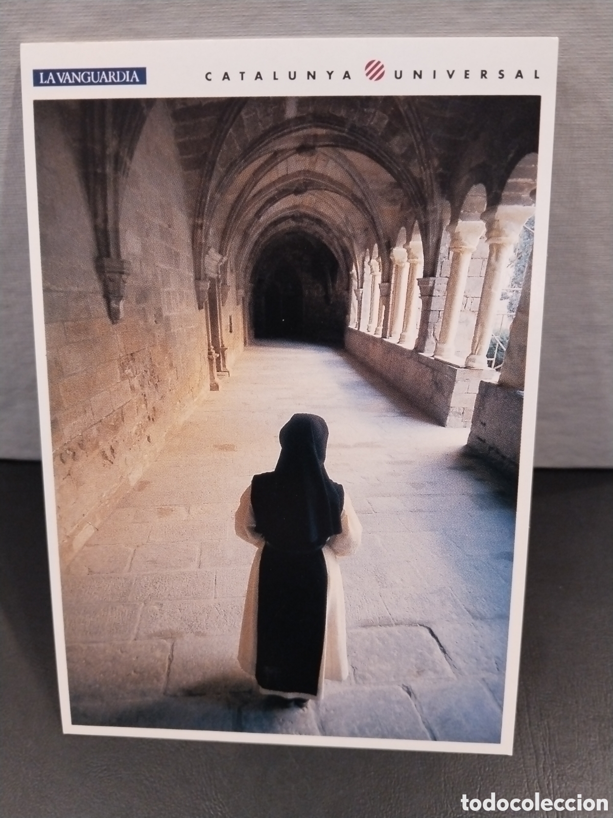 Postales: Postal de Monasterio cisterciense de Santa Mar&iacute;a de Vallbona. El claustro