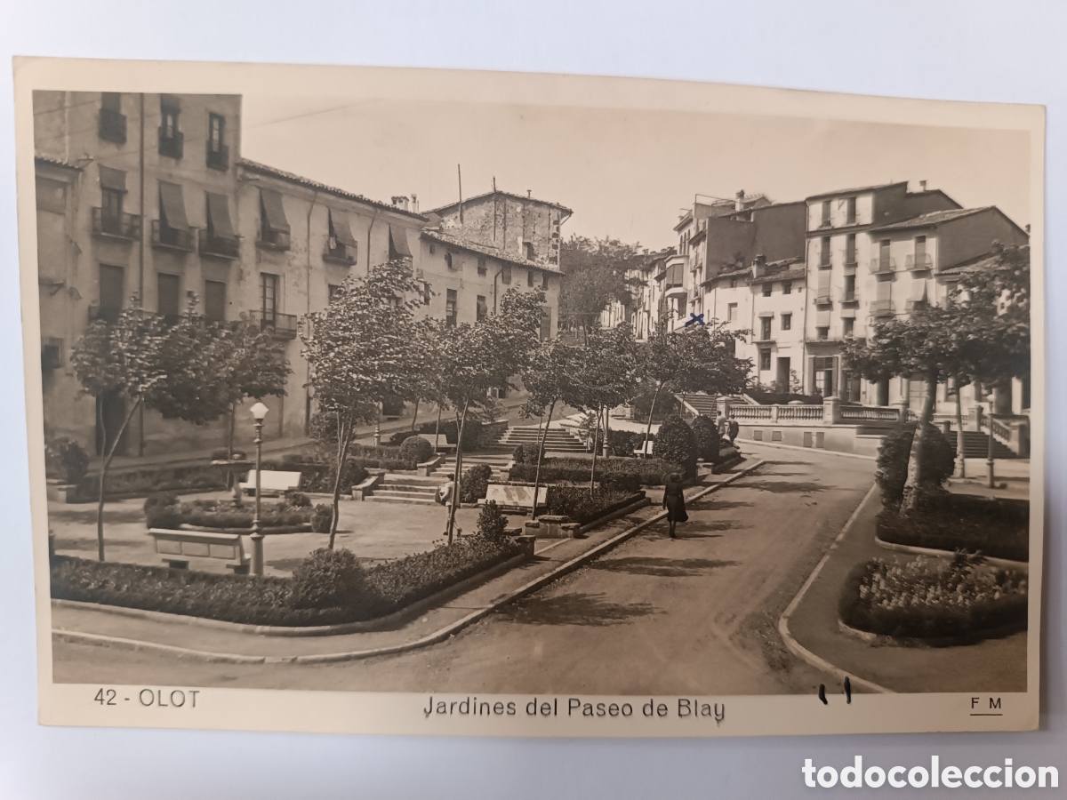 Postales: 42 OLOT. Jardines del Paseo de Blay
