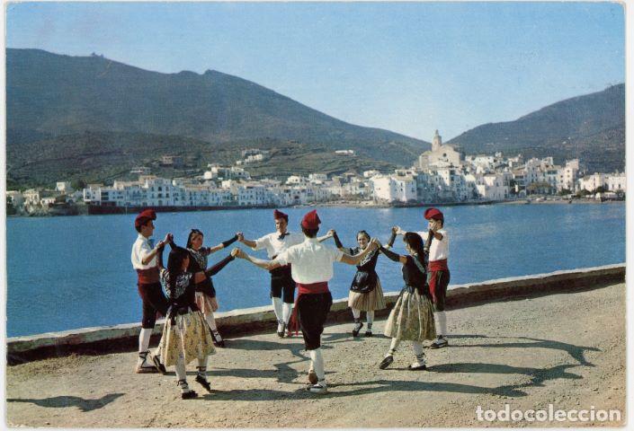 Cartoline: m011179 cadaques sardana por l'esbart dansaires de figueres 1964 meli n&ordm;1123 circulada