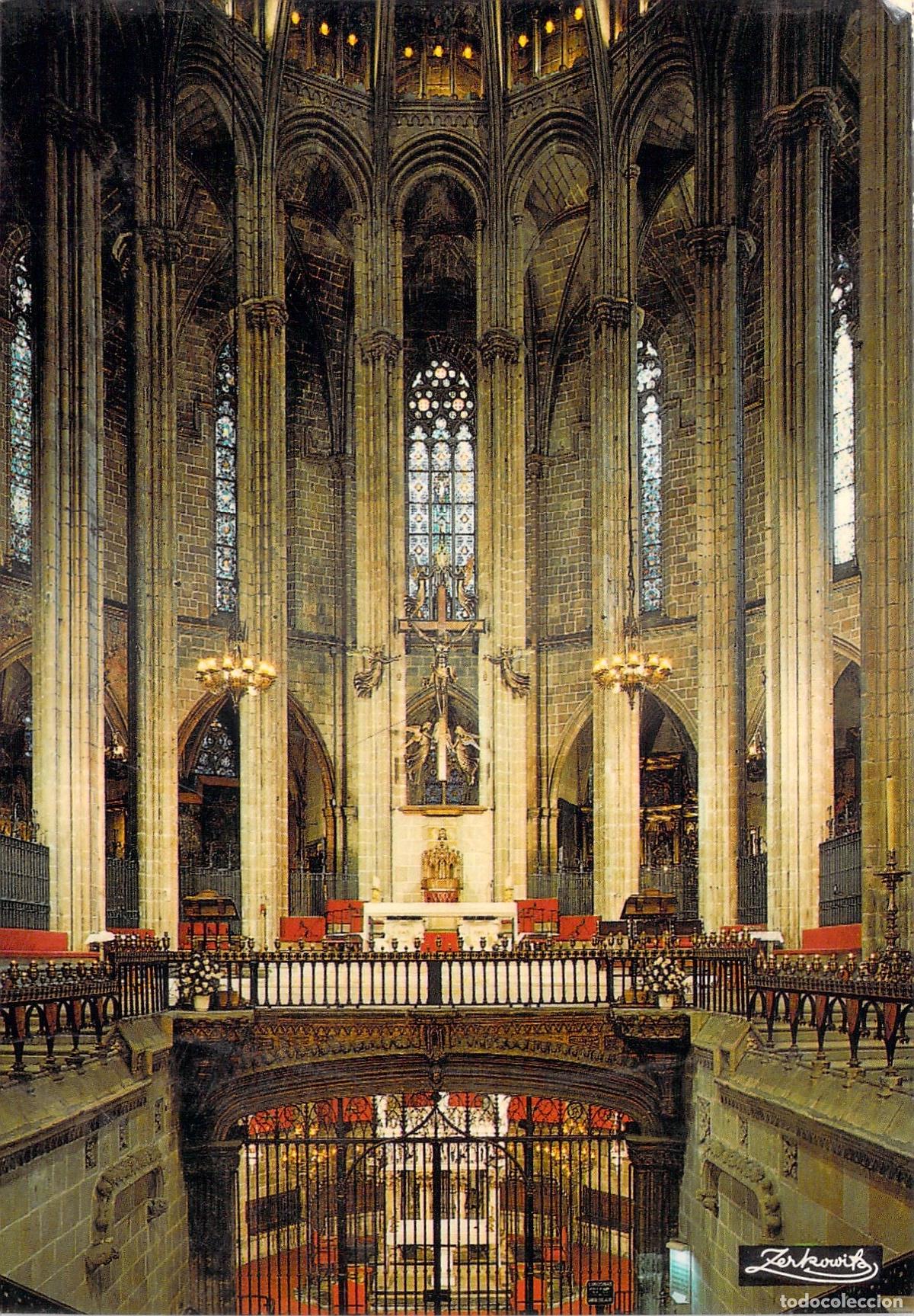 Postales: Postal Interior Catedral de Barcelona Altar Mayor y Cripta de Santa Eulalia. - Foto 1