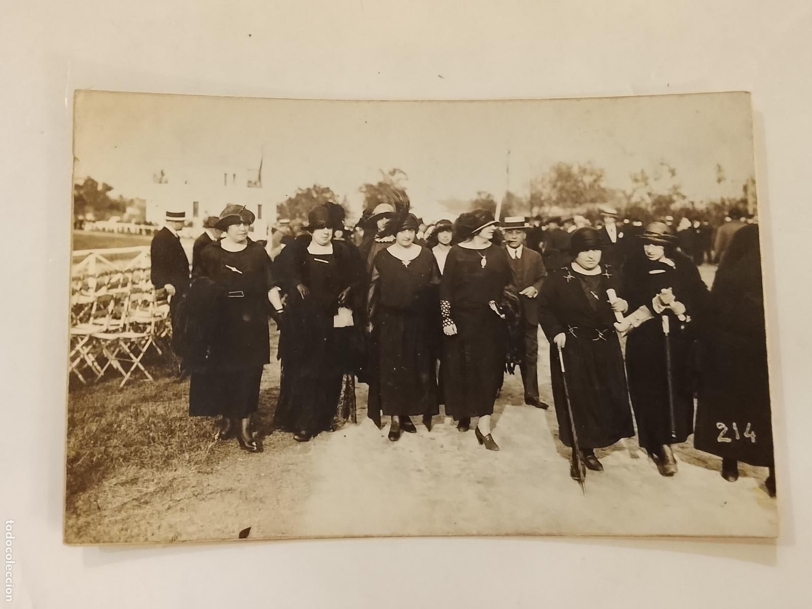 Postcards: HIPODROMO ? - FOTOGRAFIA ENRIQUE RIBA , BARCELONA - POSTAL ANTIGUA -(115.637)