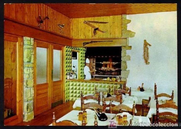 Postales: Toses. *Hostal La Collada* Ed. Fot. Valman. Dep. Legal B. 26991-X. Nueva.