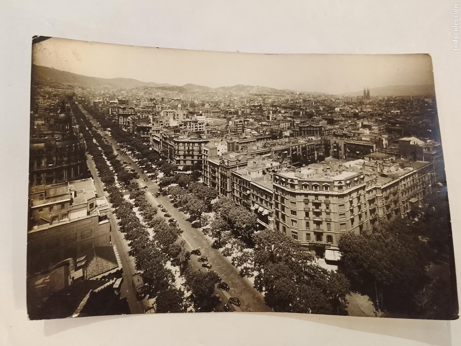 Postales: BARCELONA - PASSEIG DE GRACIA - FOTO ARCHIVO ROISIN - FOTOGRAFIA ANTIGUA -NO ES POSTAL-(115.749)