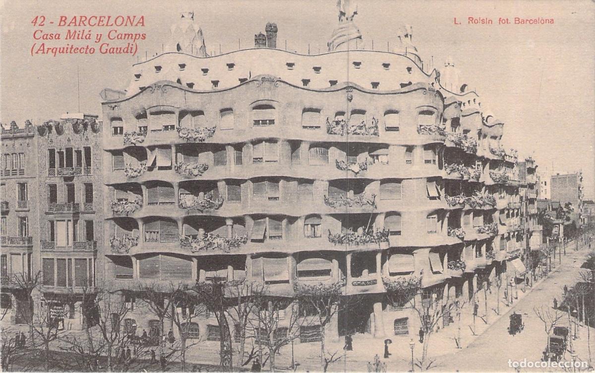 Postales: Postal de la Casa Mil&aacute; de Gaud&iacute; en Barcelona