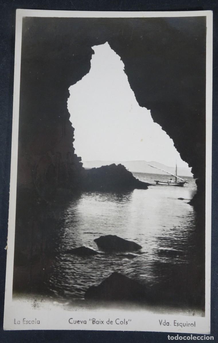 Postales: ANTIGUA POSTAL FOTOGR&Aacute;FICA CPSM , LA ESCALA ,COSTA BRAVA ,CUEVA BAIX DE COLS, VER FOTOS