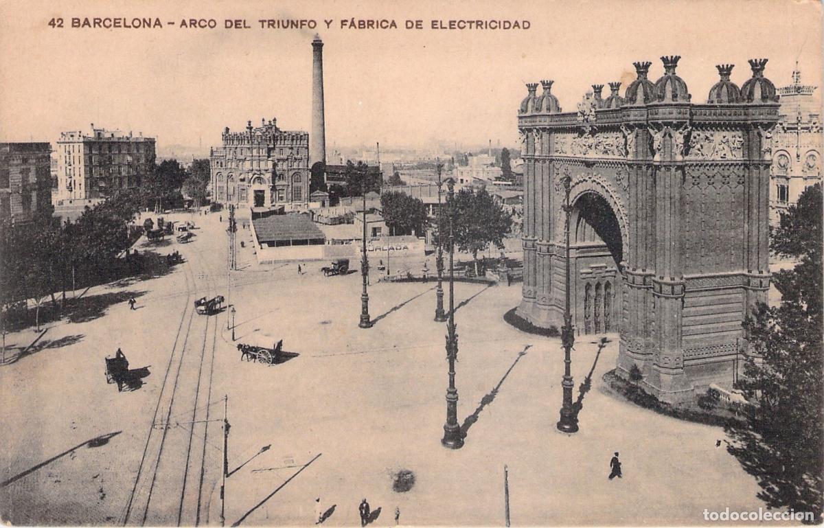 Postales: Postal de Barcelona: Arco del Triunfo y Antigua F&aacute;brica de Electricidad