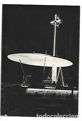 Postales: ALTAR MONUMENTAL EN LA PLAZA DE PIO XII (ILUMINADO).- BARCELONA