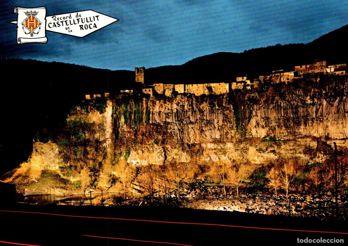 Postales: Castellfullit de la Roca - Vista parcial (Nocturna) - Pergamino 502 - 148x106mm
