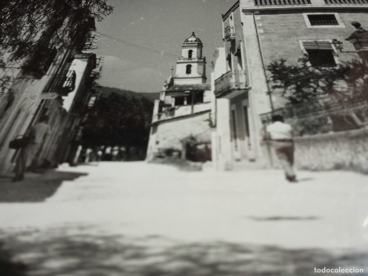 Postales: Torrellas de Foix.Entrada a la villa. - Foto 2