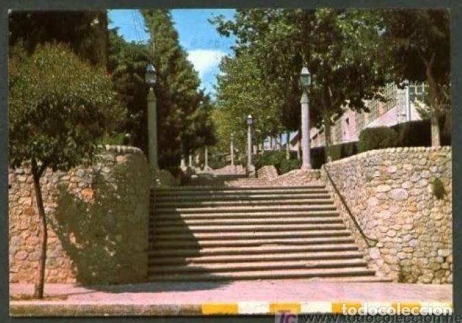 Postales: Torell&oacute;. *Avenida Estaci&oacute;n* Ed. Fiter ref. n&ordm; 7809. Circulada.