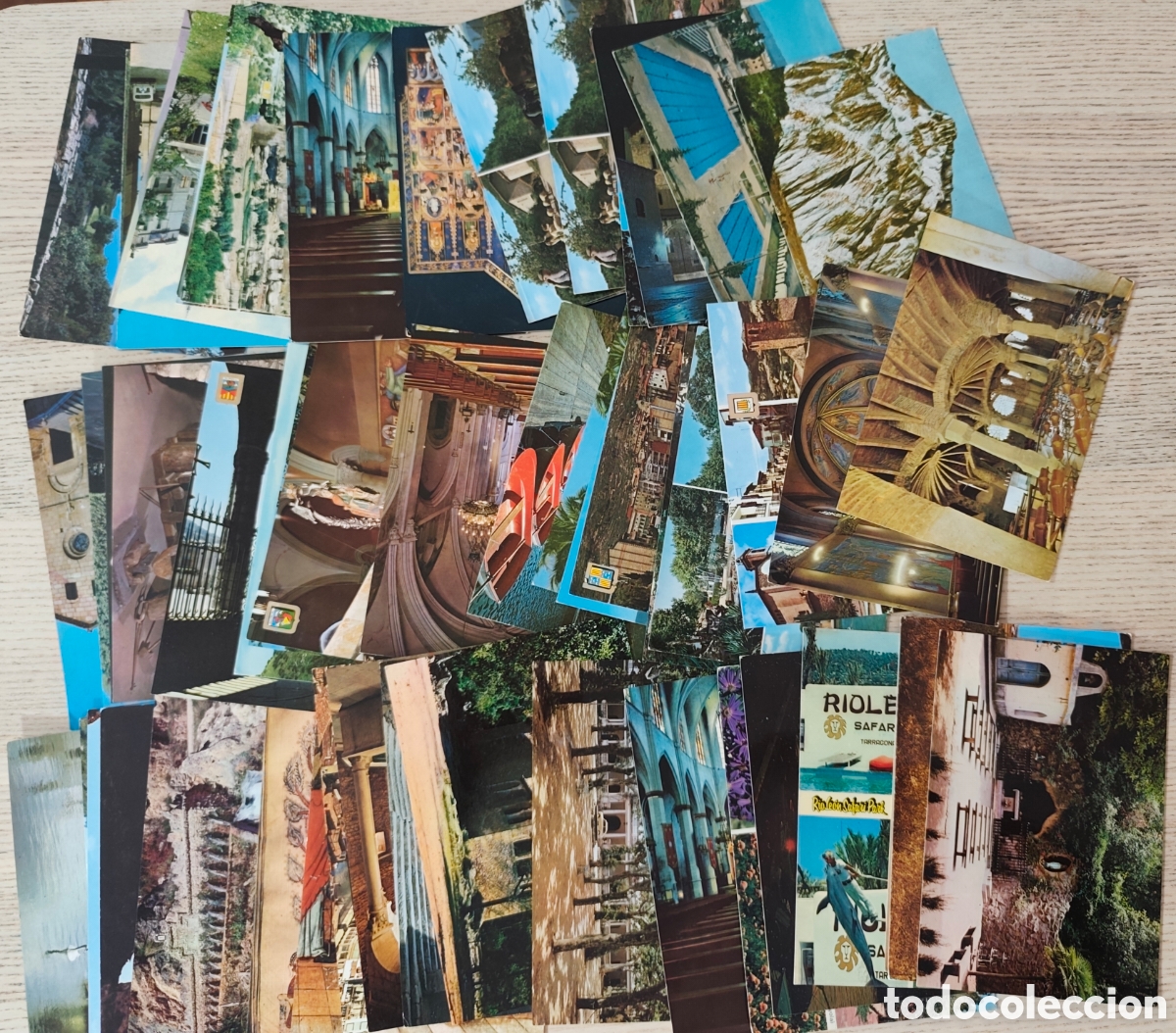 Postales: Catalu&ntilde;a vintage. Lote m&aacute;s de 50 postales.
